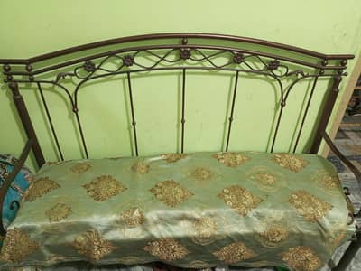 3 seater sofa set for sale Good condition,