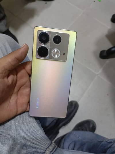 Infinix Note 40