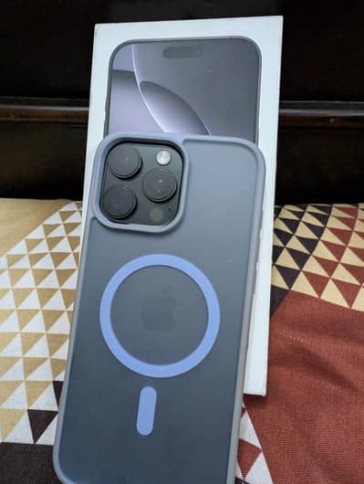Apple iPhone 16 Pro Max