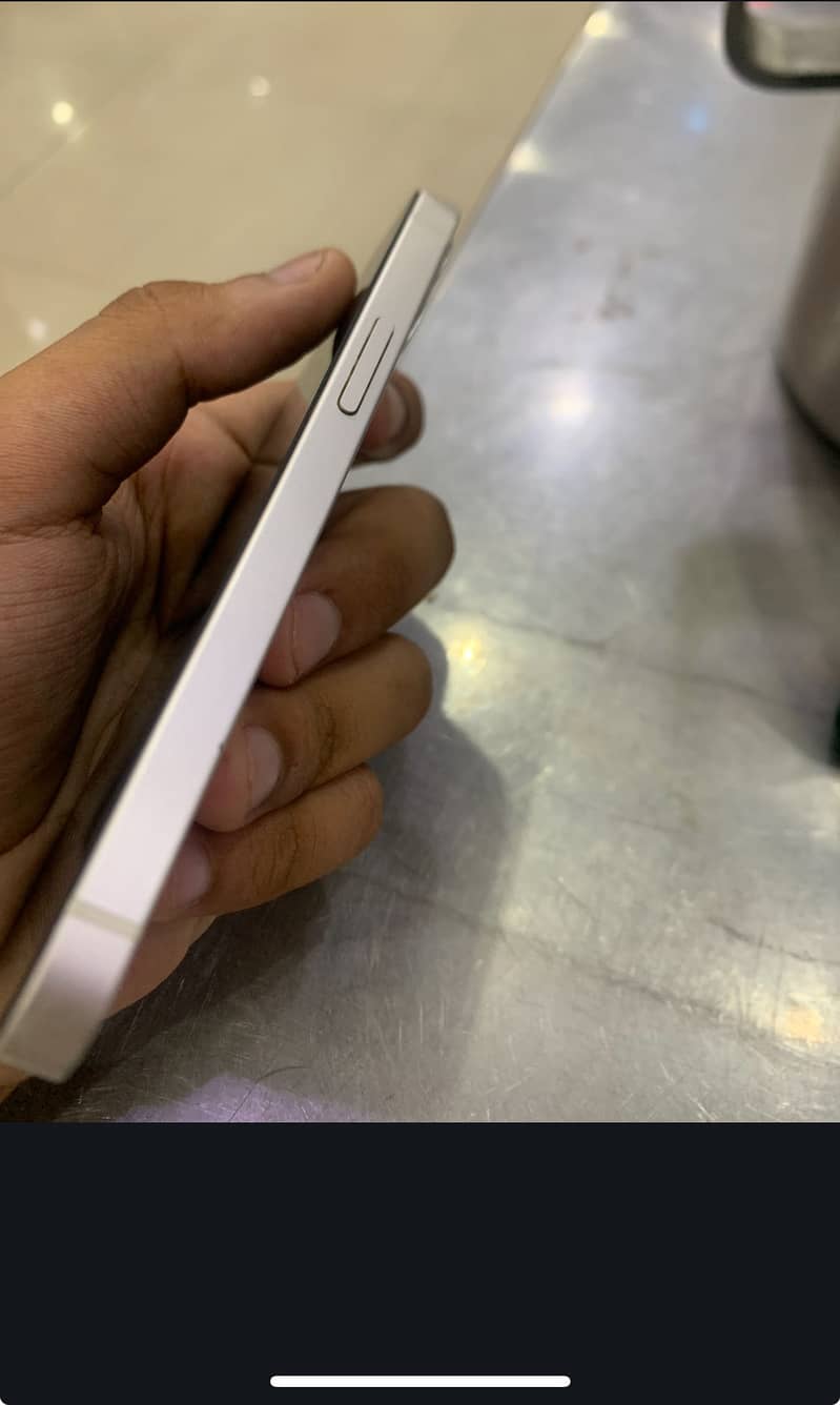 Apple iPhone 12 mini 2