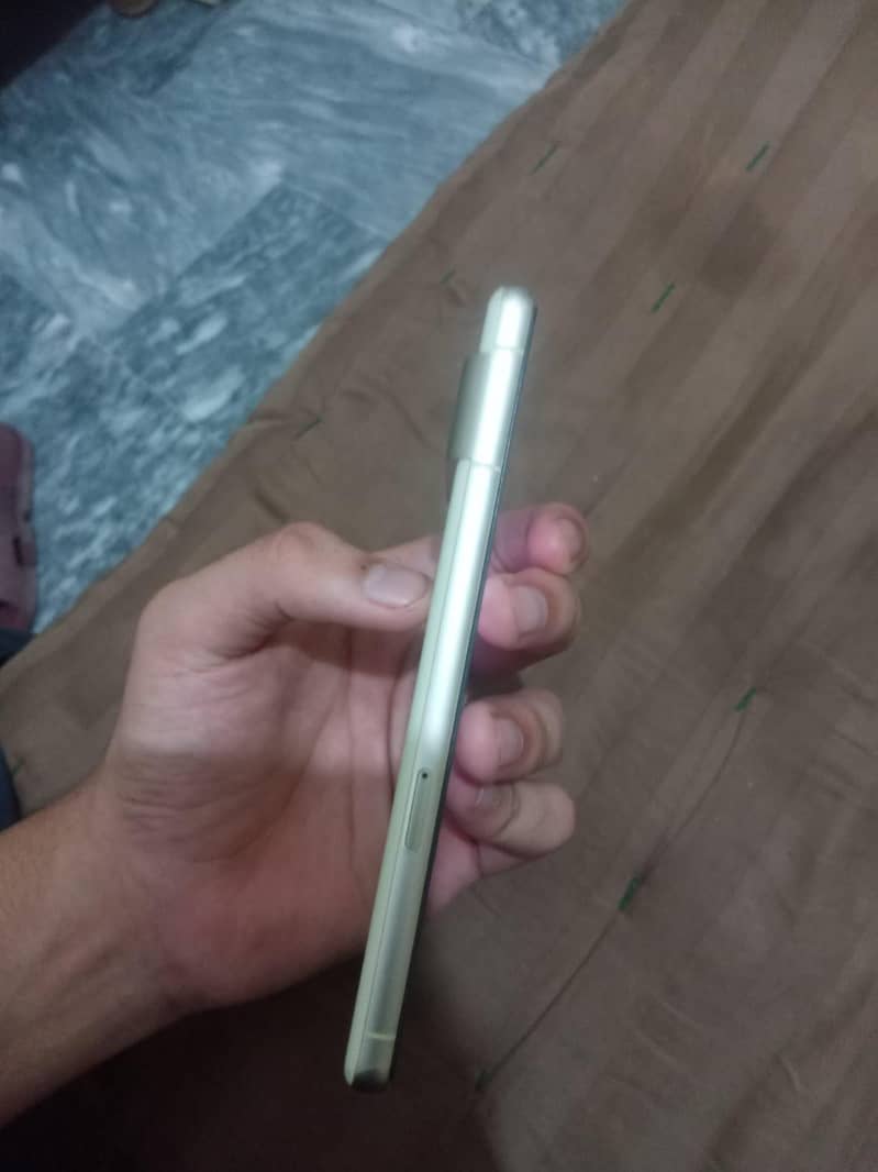 Google Pixel 7 3