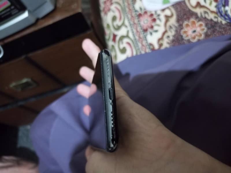 Apple iPhone X 2