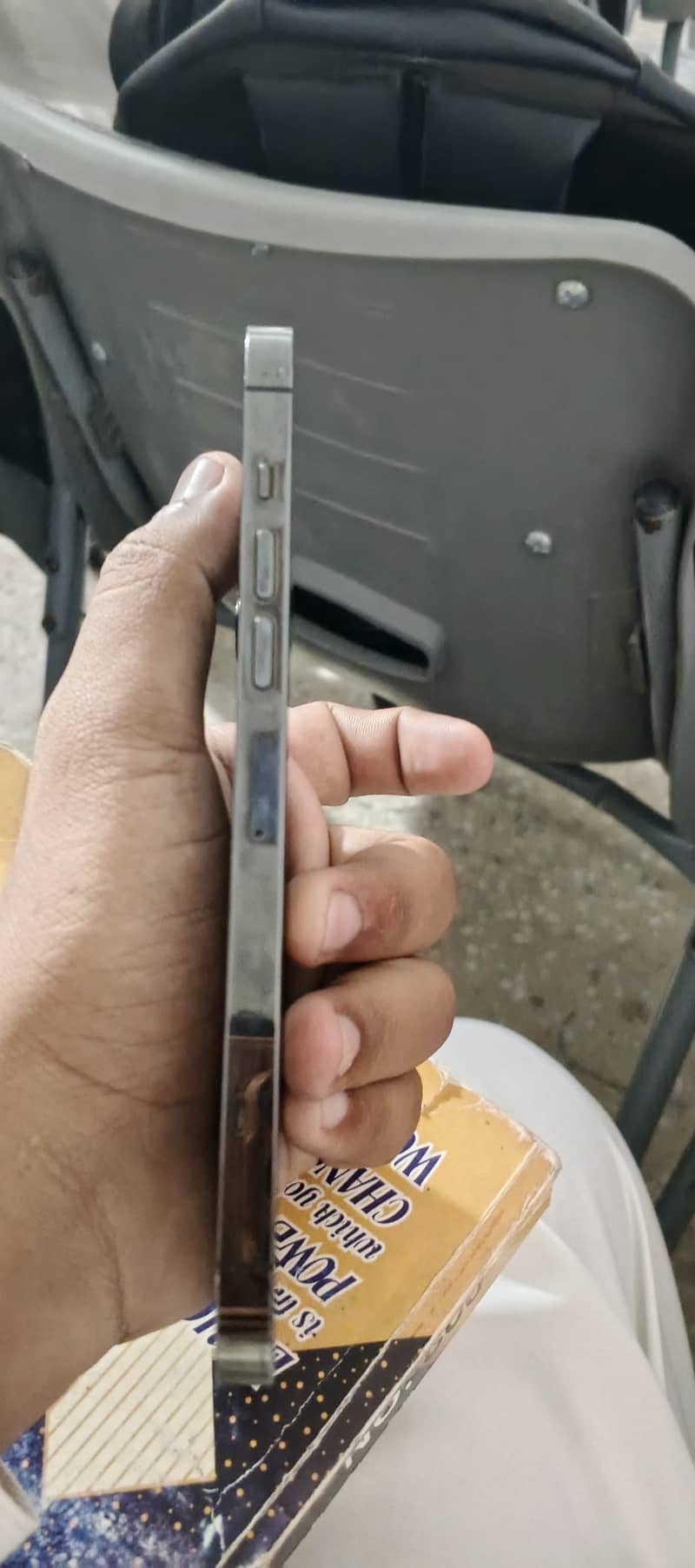 Apple iPhone 13 Pro Max 1