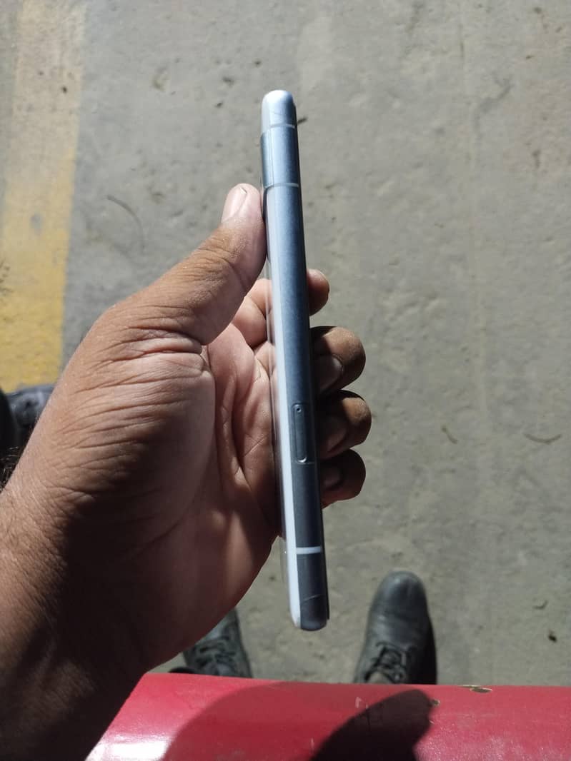 Google Pixel 7a 2