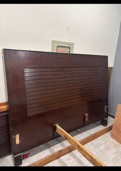 Bed with side tables and matress