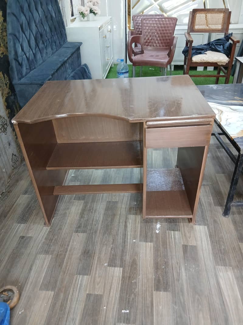 Office Computer Table 0