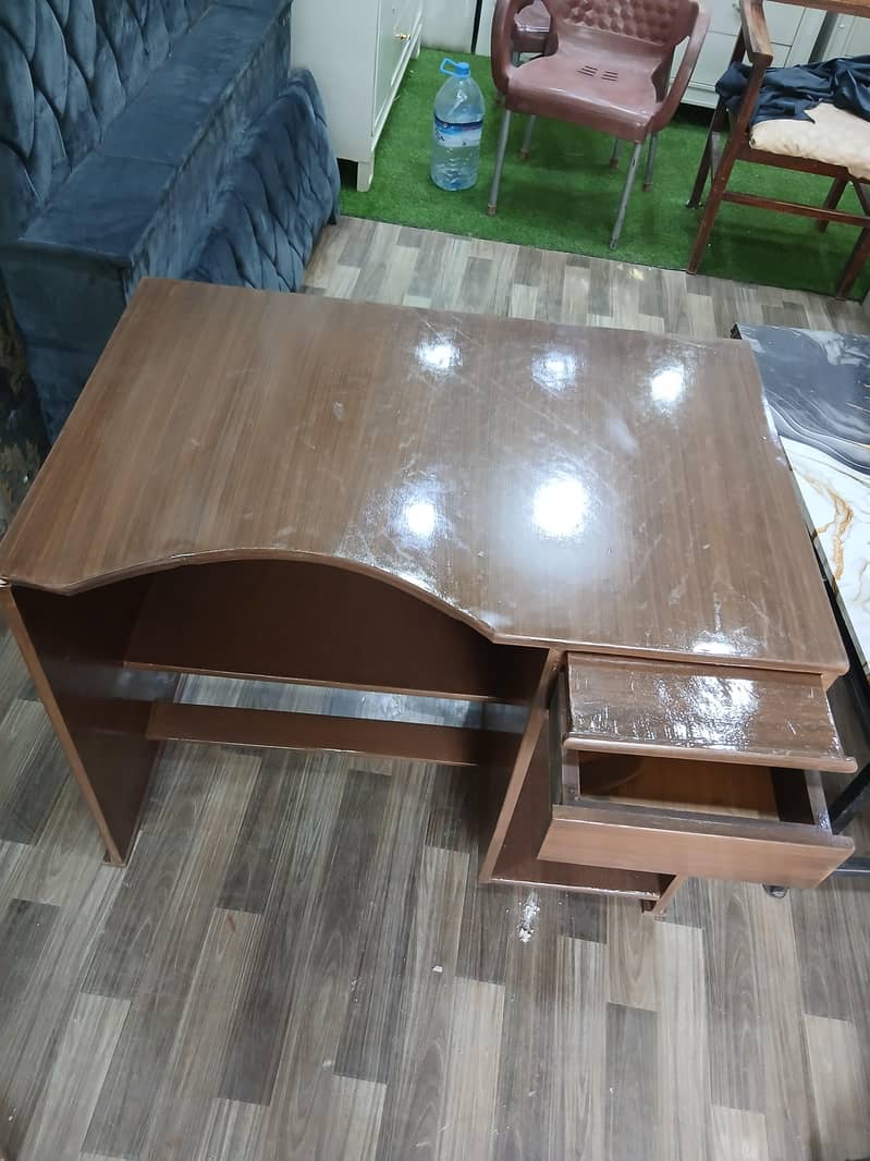 Office Computer Table 3