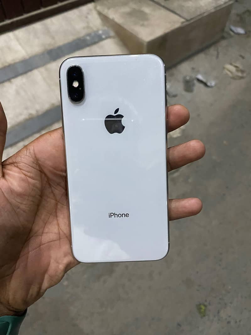 Apple iPhone X 11