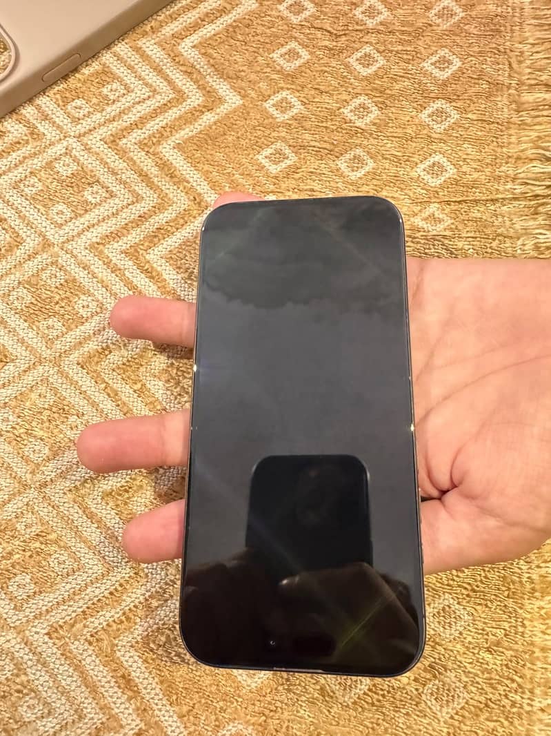 Apple iPhone 15 Pro 6