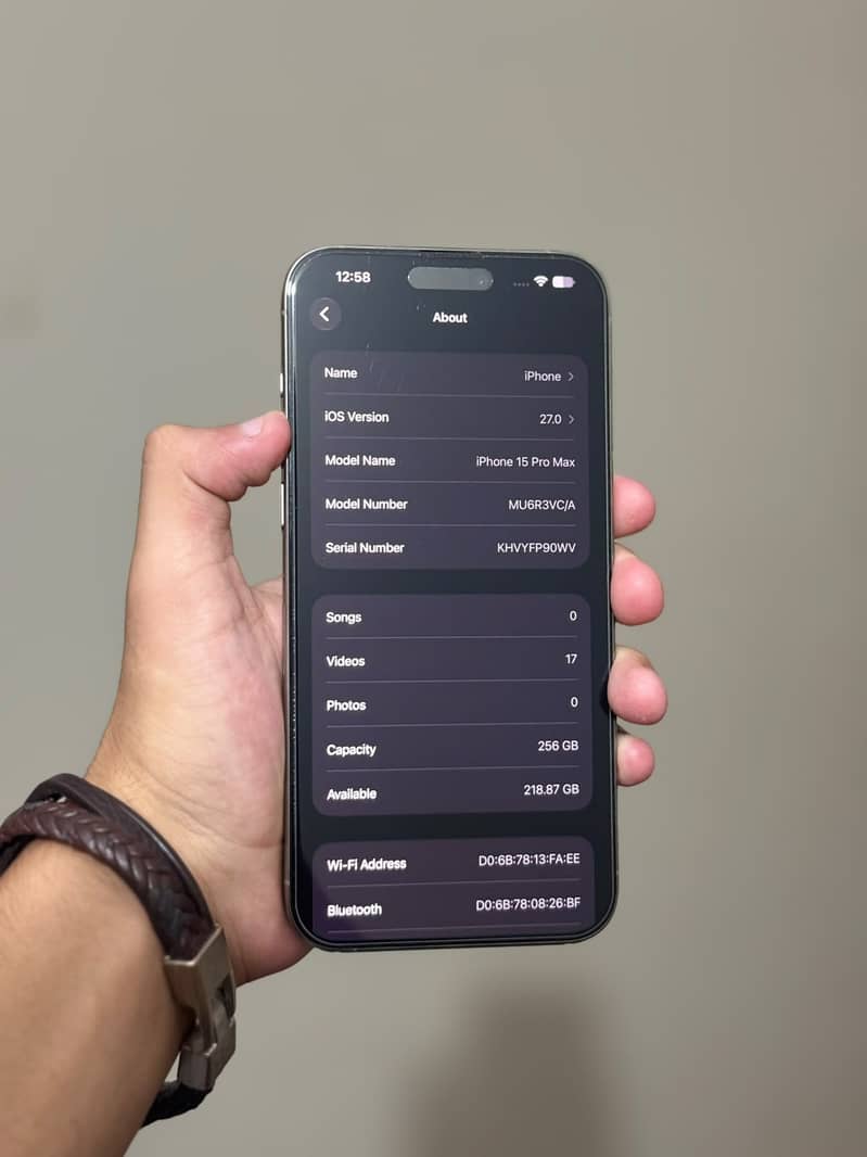 iPhone 15 Pro Max 1