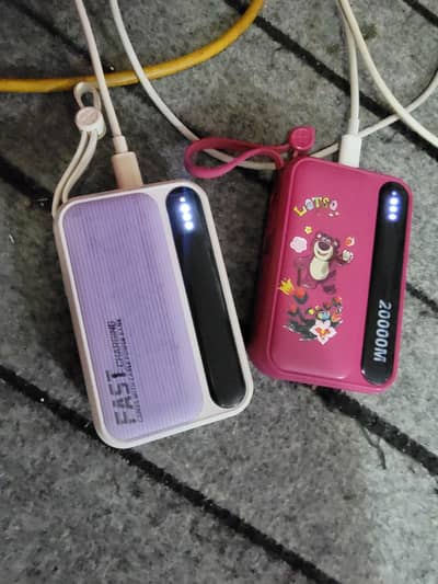 10000mAh /20000mAh power banks available