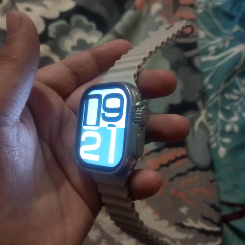 Smart watch 0
