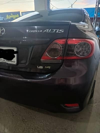 Toyota Corolla Altis 2013