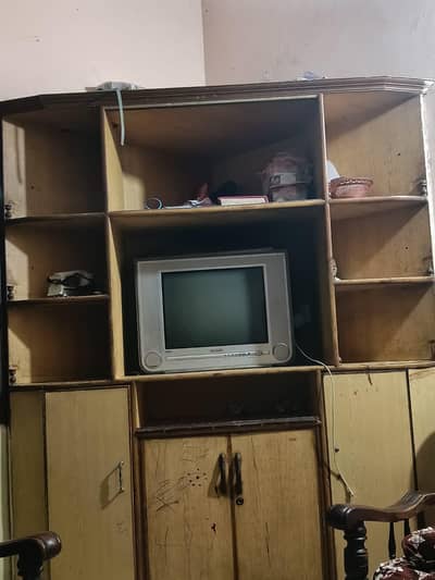 TV trolly with Tv