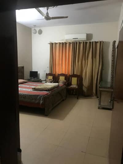 Flat For Rent In Punjab Government Phase 1 Near PIA Road And College Road