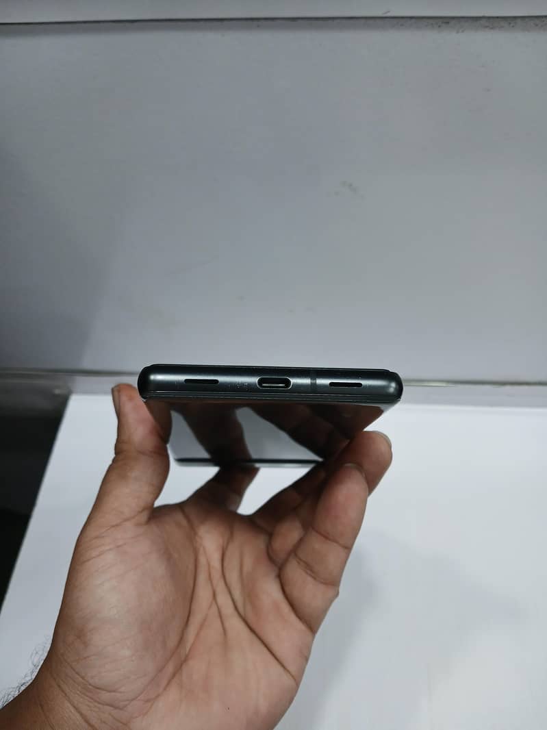 Google Pixel 7a 3
