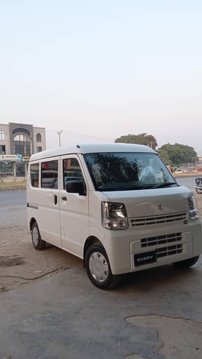 Suzuki Every 2025