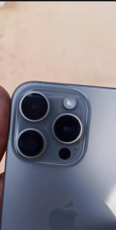 Apple iPhone 15 Pro