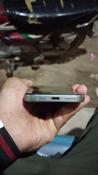 Apple iPhone 15 Pro