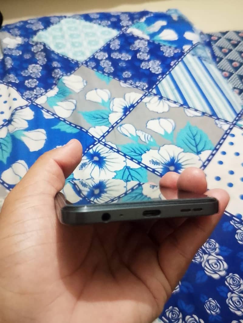 Itel S25 4