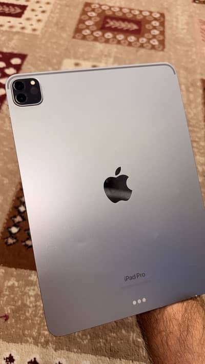 Apple IPad Pro M2chip 4th gen 2022 model ,Mobile For Gaming lover