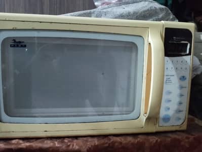 Microwave Oven