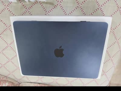 Macbook Air M2 8/256gb