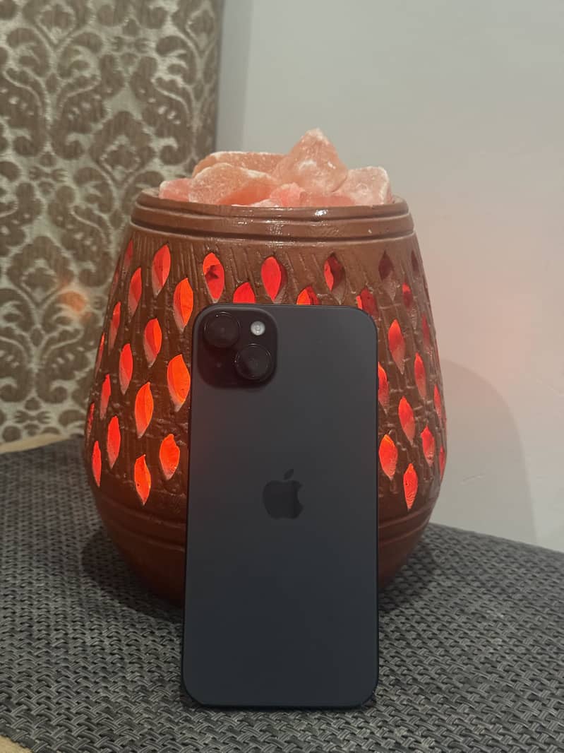 Apple iPhone 15 plus 0