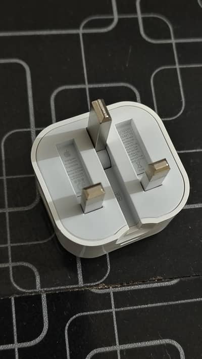 Apple 3pin Adapter UK