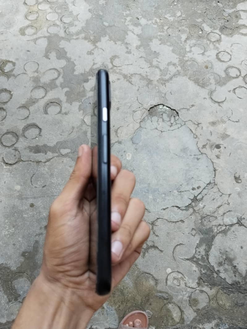 Google Pixel 5a 4