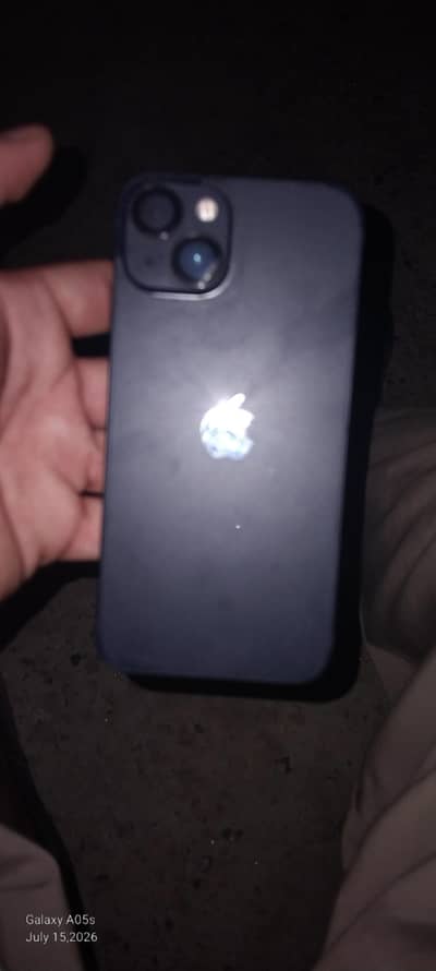 Apple iPhone 13