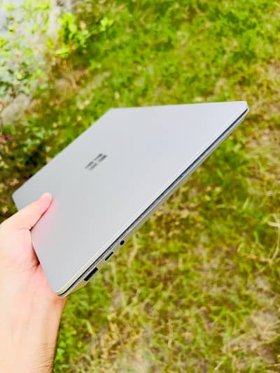Surface Laptop 5 i5 12th Gen DDR5 Ram 4k Touch
