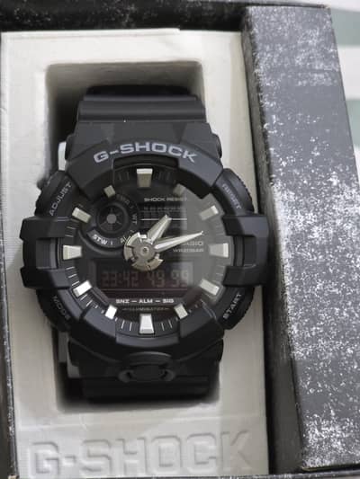 Gshock GA 700 1BDR
