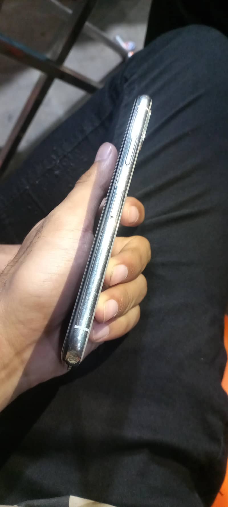 Apple iPhone X 5