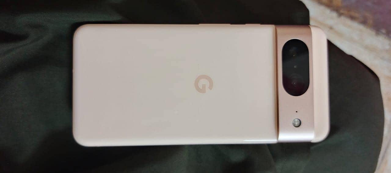 Google Pixel 8 1