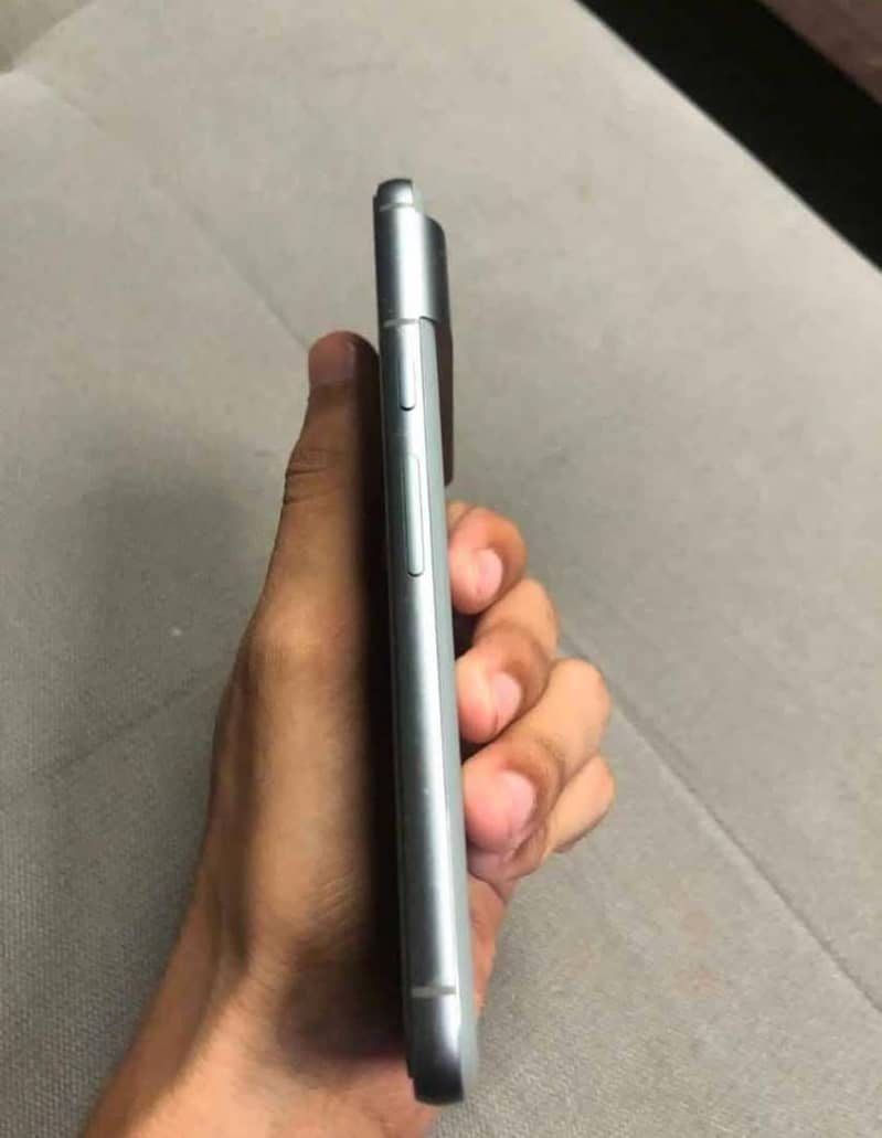 Google Pixel 8 1