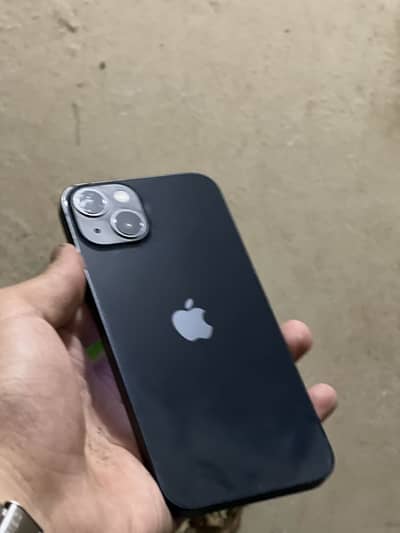 Apple iPhone 13