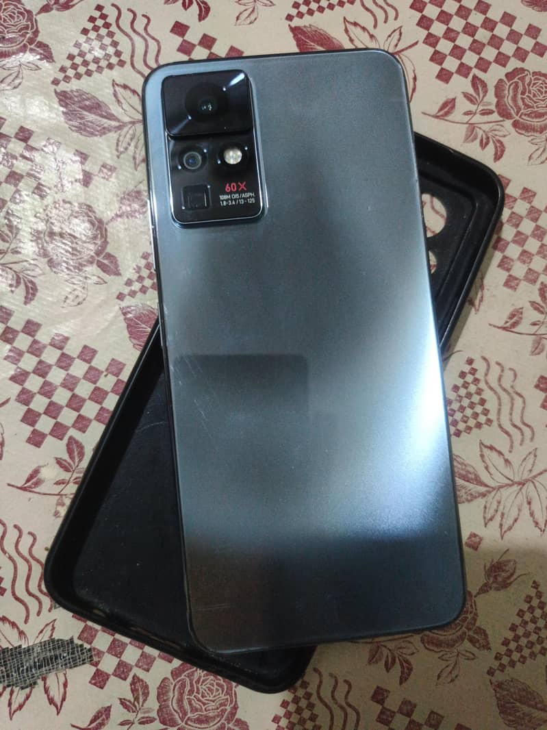 Infinix Zero X Pro 1