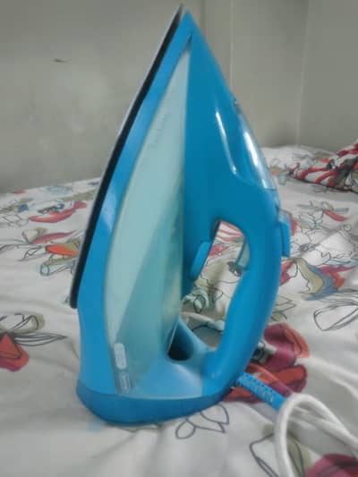 PILLIPS STEAM IRON