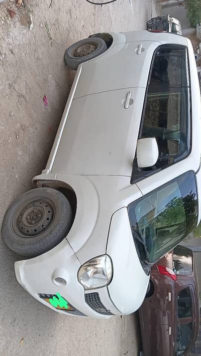 Nissan Moco 2012