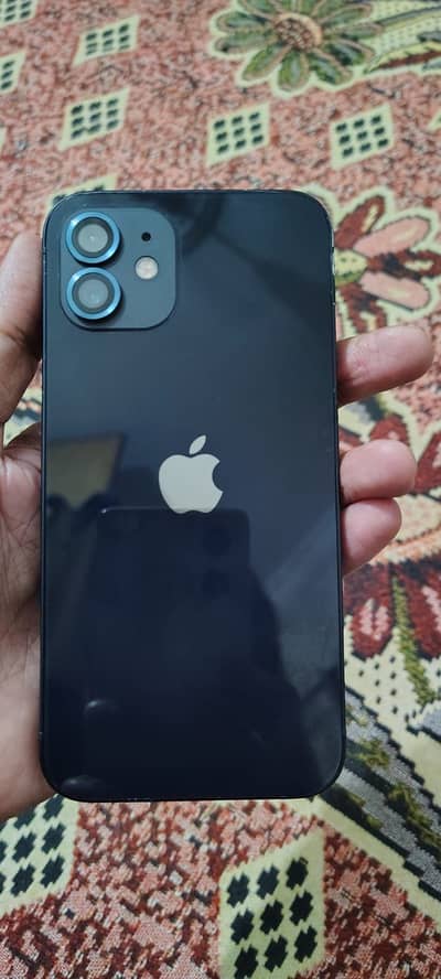 Apple iPhone 12