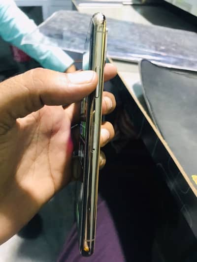 Apple iPhone XS