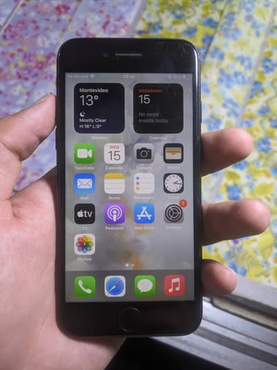 Apple iPhone 7