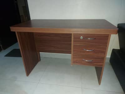 Gaming And Office Hard Table