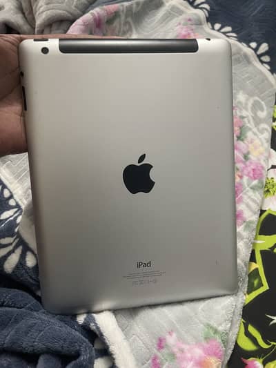 Apple iPad 4th Gen. 16GB, Wi-Fi + Cellular (Unlocked), 9.7in - Black