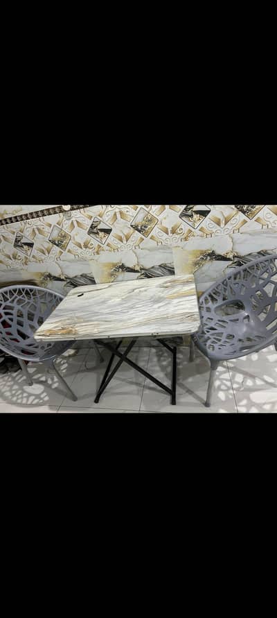 DINNING TABLE AND CHAIRS