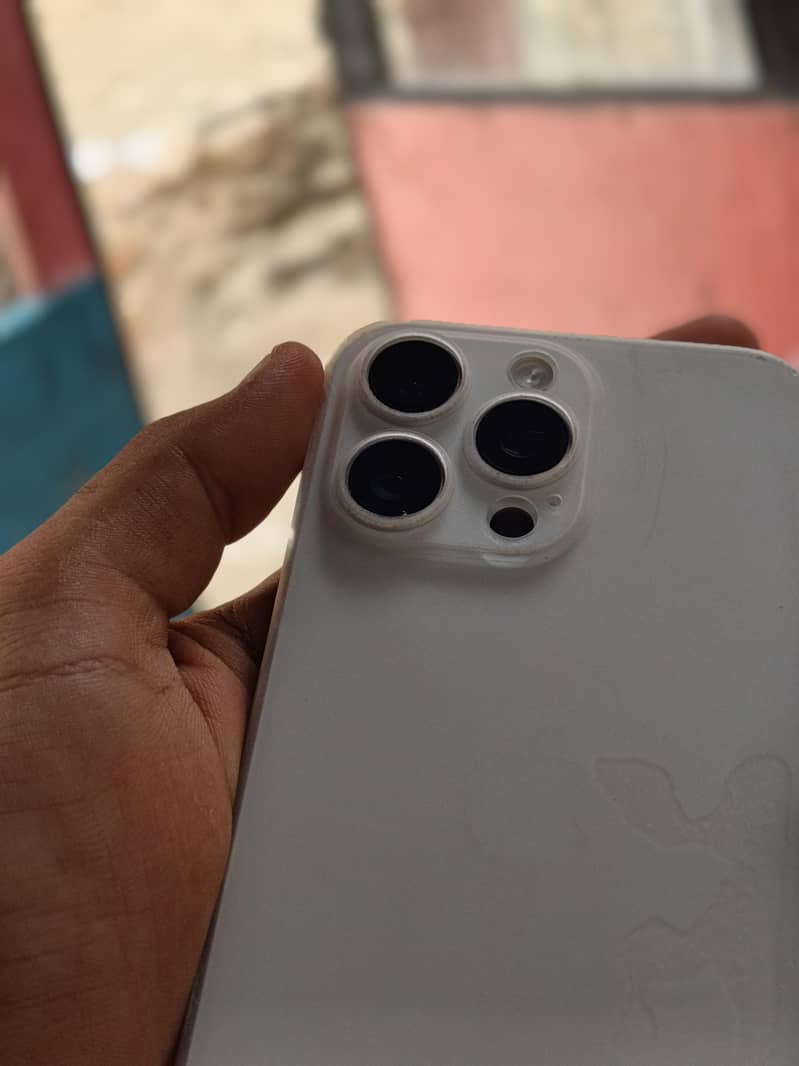 Apple iPhone 15 Pro Max 7