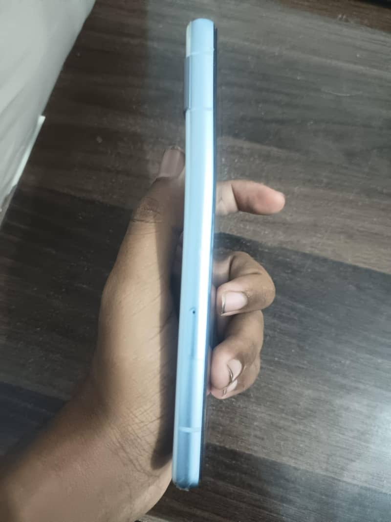 Google Pixel 7a 2