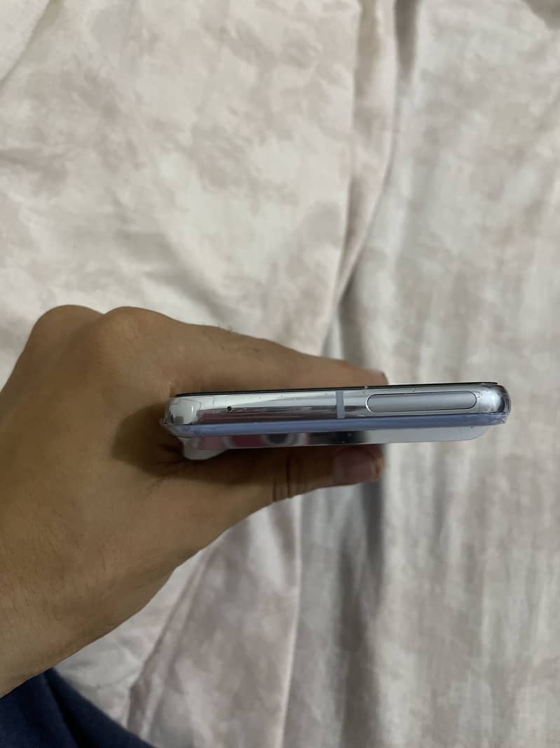 Google Pixel 8 Pro 7