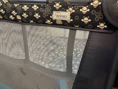 Tinnies 2-in-1 Baby Cot & Playpen – Excellent Condition